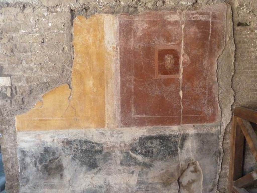 Villa San Marco, Stabiae, September 2015. Room 44, east wall in south-east corner.