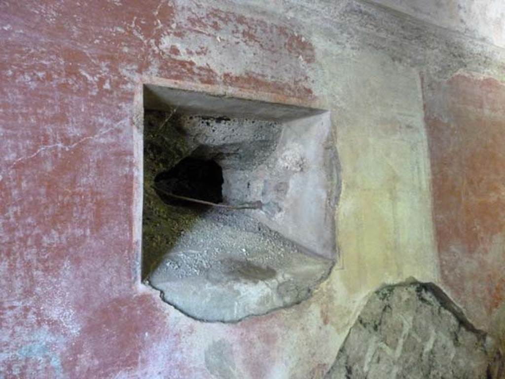 Villa San Marco, Stabiae, September 2015. Area 62, window in east wall.