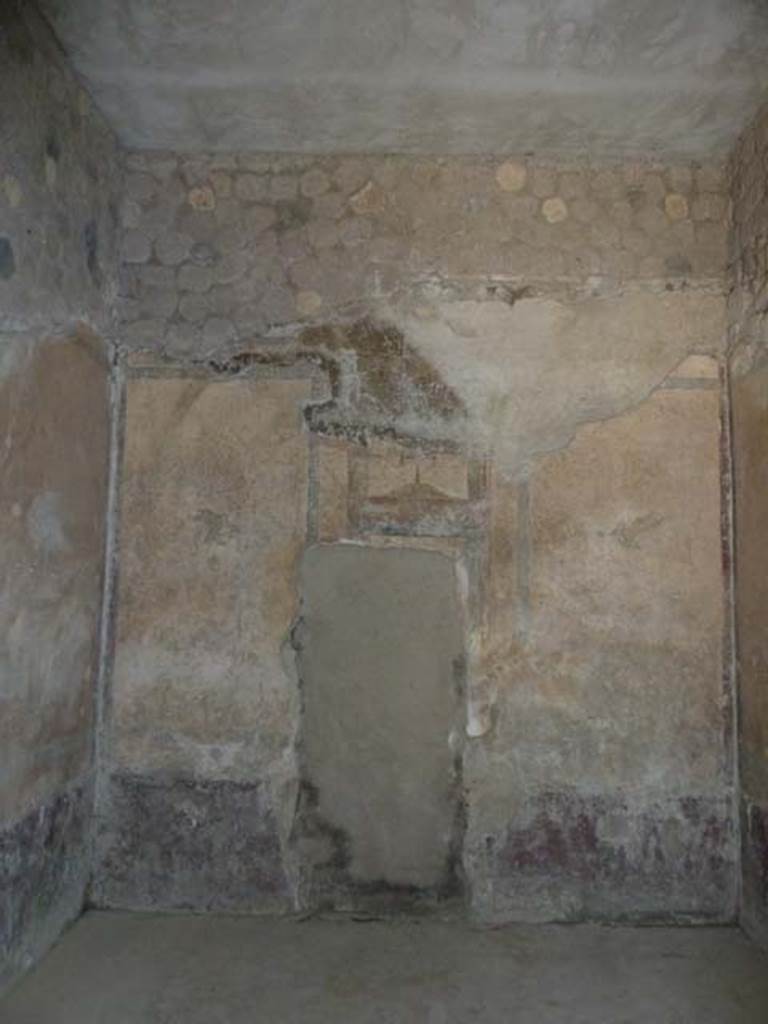 Villa San Marco, Stabiae, September 2015. Room 60, east wall.