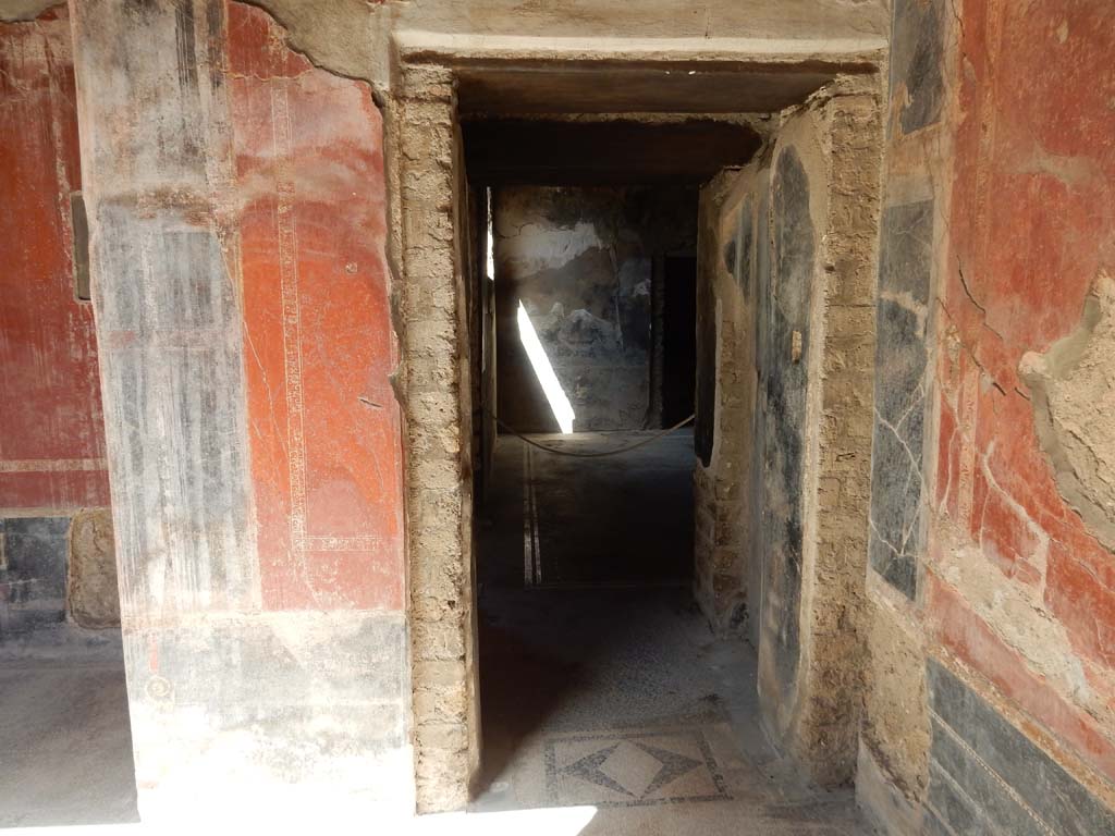 Villa San Marco, Stabiae, June 2019. Room 25, doorway to vestibule leading to room 23, in west wall in north-west corner.
Photo courtesy of Buzz Ferebee
