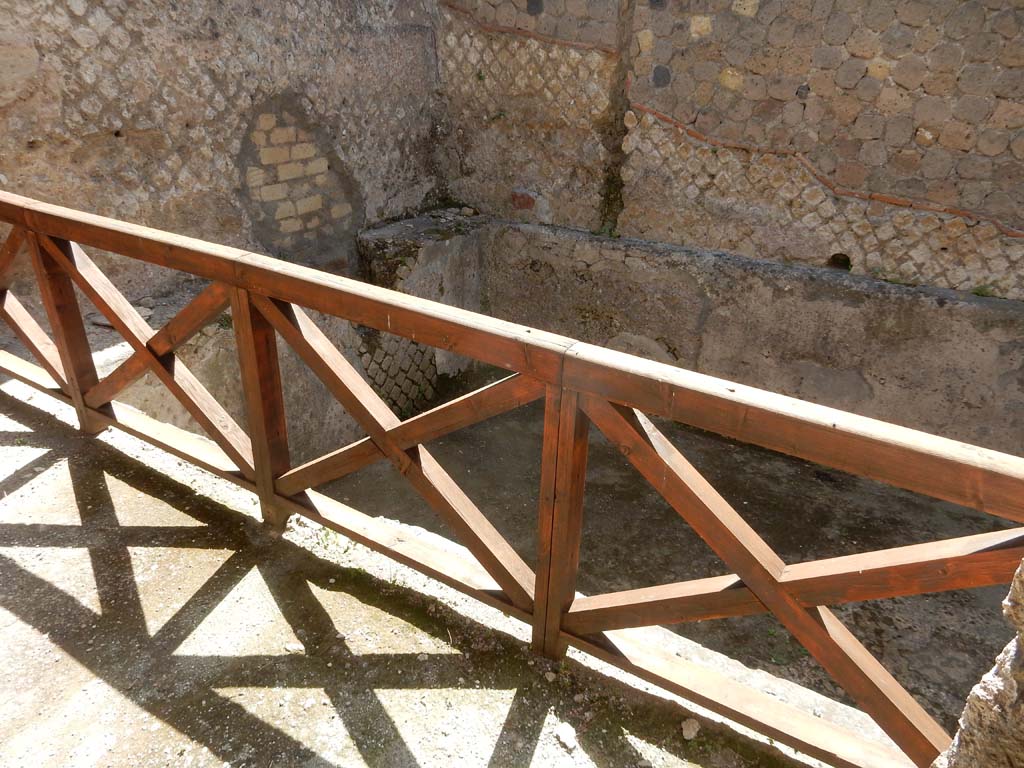 Villa San Marco, Stabiae, June 2019. Room 35/42a, looking towards pool from alcove. Photo courtesy of Buzz Ferebee