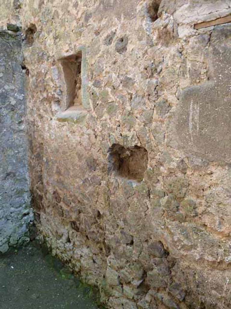 Villa of Mysteries, Pompeii. May 2010. Room 28, south wall.