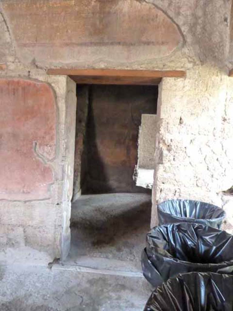 Villa of Mysteries, Pompeii. May 2010.  Doorway to room 21, cubiculum. 