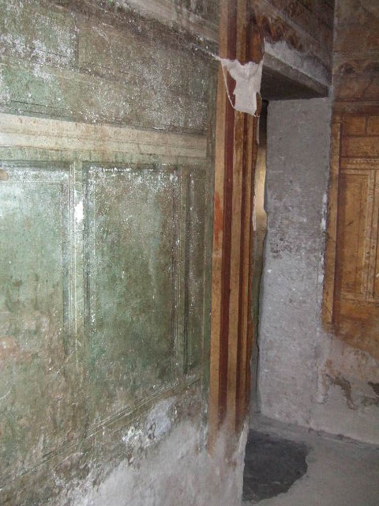 Villa of Mysteries, Pompeii. May 2006. Room 3, east wall.