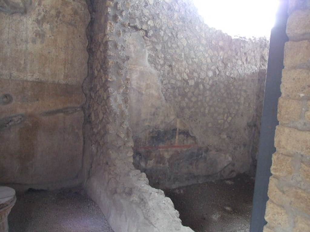 Villa Regina, Boscoreale. December 2006. Window into room Vbis, cubiculum, looking south-east.