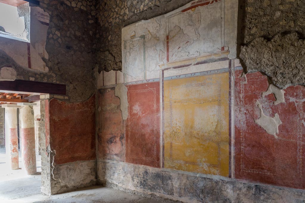 Villa Regina, Boscoreale. October 2021. 
Triclinium IV, looking towards south-west corner and west wall. Photo courtesy of Johannes Eber.

