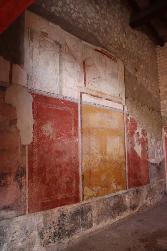 Villa Regina, Boscoreale. September 2021. Triclinium IV, west wall. Photo courtesy of Klaus Heese.