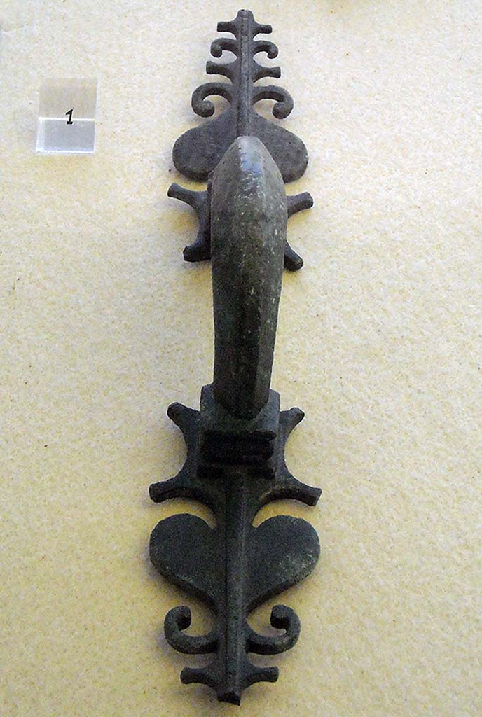 Villa della Pisanella, Boscoreale. Richly decorated bronze door handle.
Now in Boscoreale Antiquarium.

